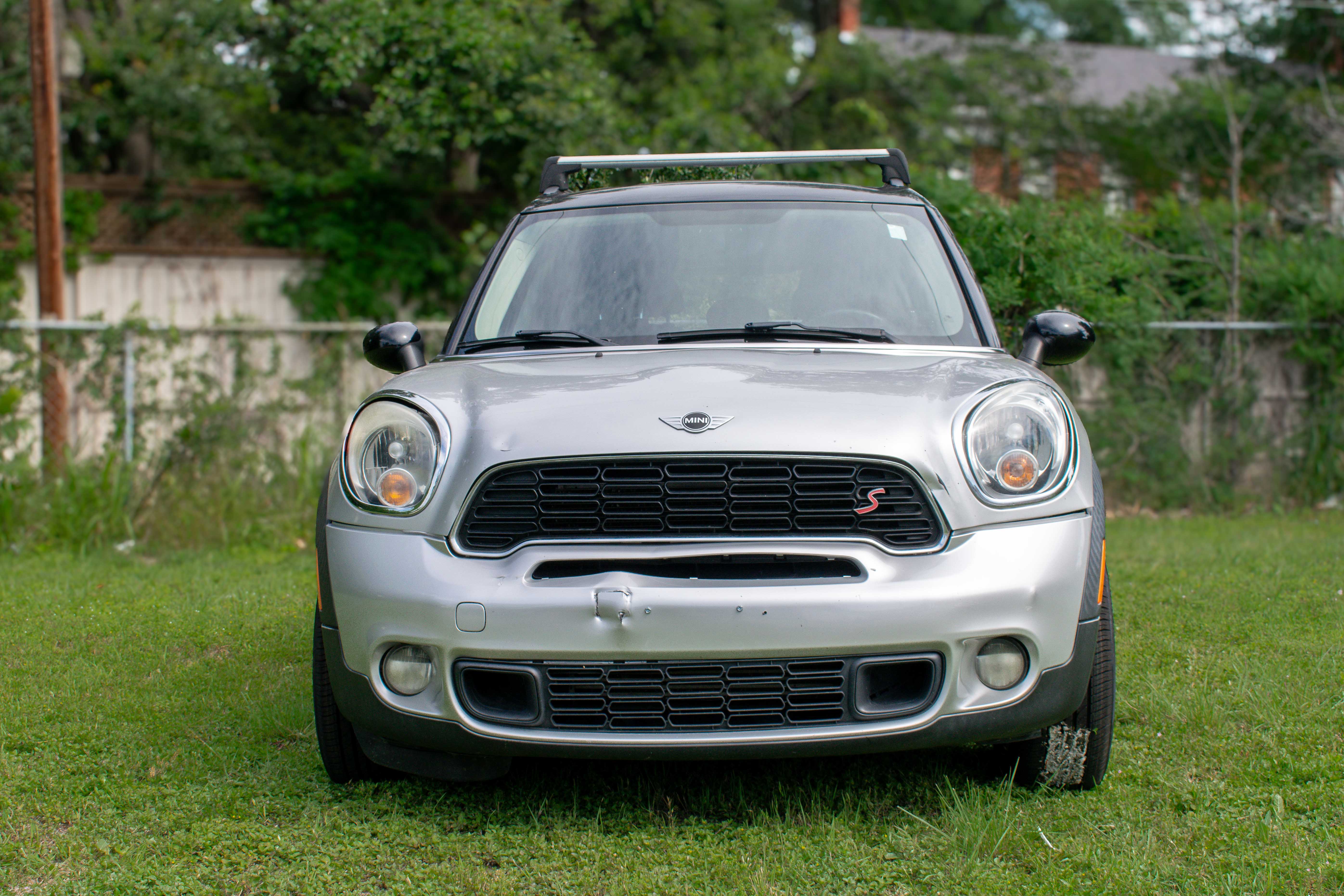 2014 MINI Countryman Cooper S photo 2