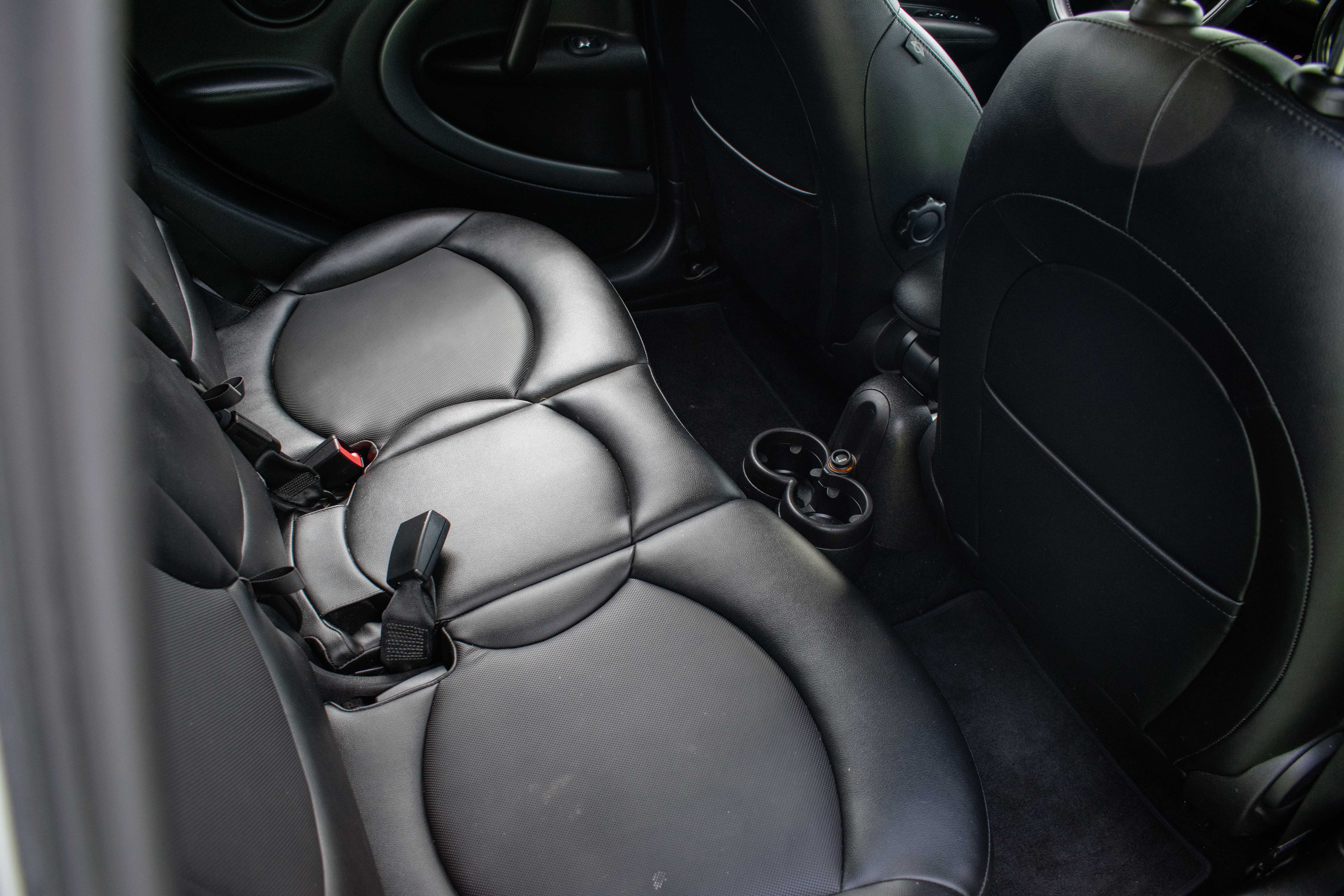 2014 MINI Countryman Cooper S photo 14