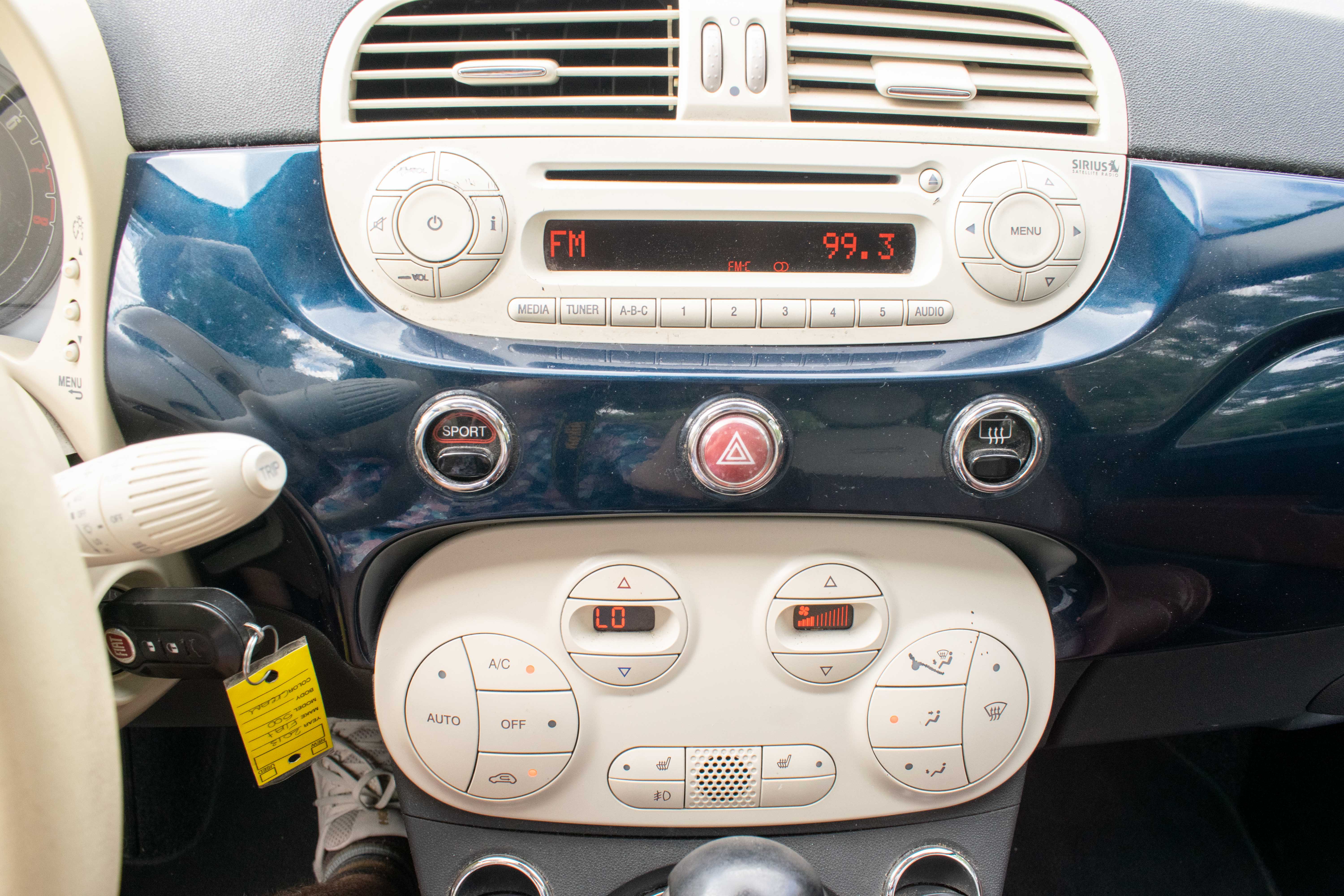 2013 Fiat 500 Lounge photo 25